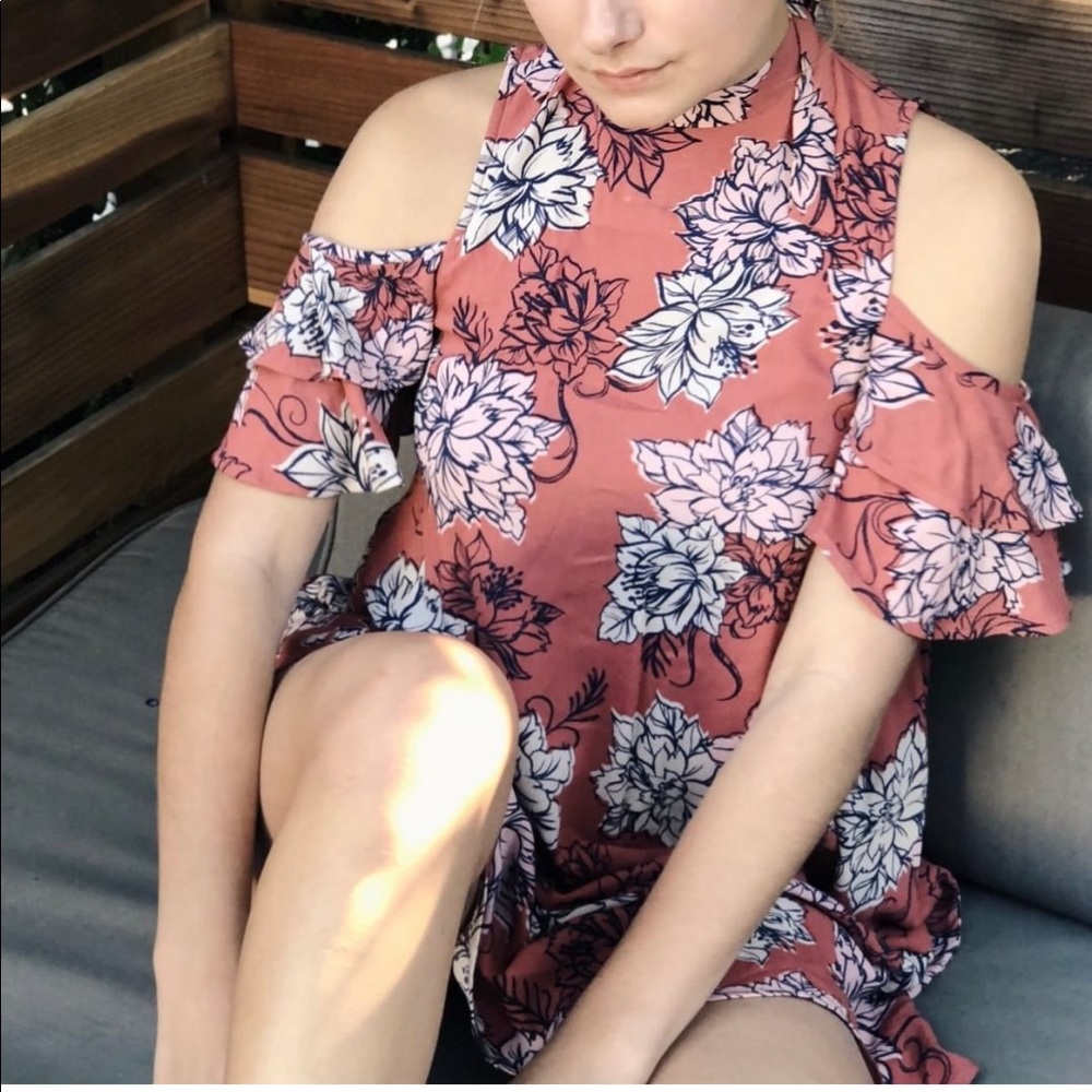 Others Follow Jolene Flutter Sleeve Cold Shoulder - image 5